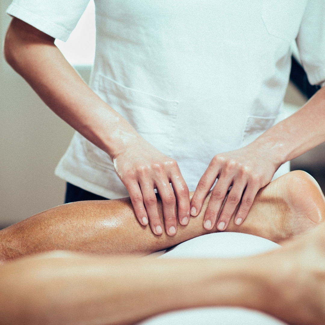 Massaggi corpo manuali a Giugliano in Campania - fisiocarelab